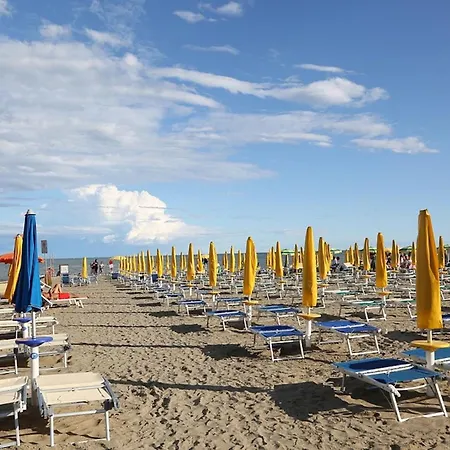 Practical In Lignano Pineta Apartment Lignano Sabbiadoro